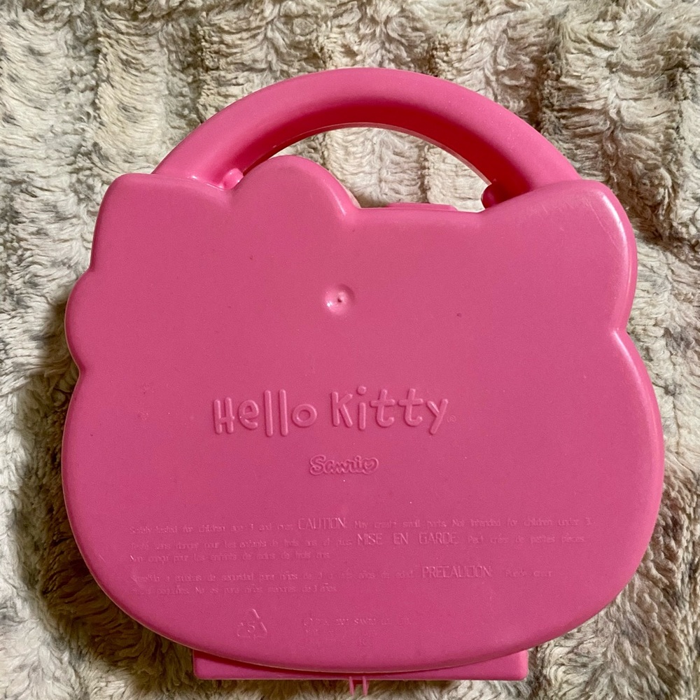 Hello Kitty Case - image 2
